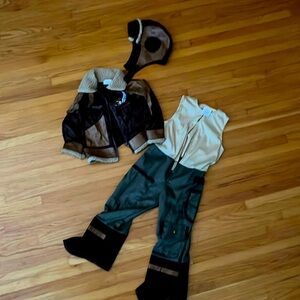 Size 3-4 Aviator costume, Teetot and Company